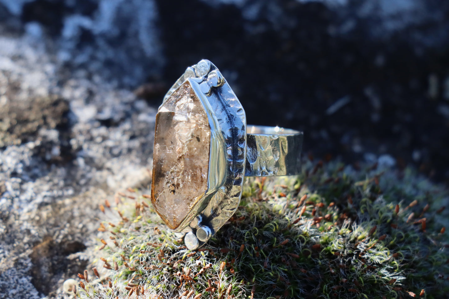 Raw Smoky Quartz Ring in 925 Sterling Silver. Symbolizing grounding, transformation, and energetic protection.