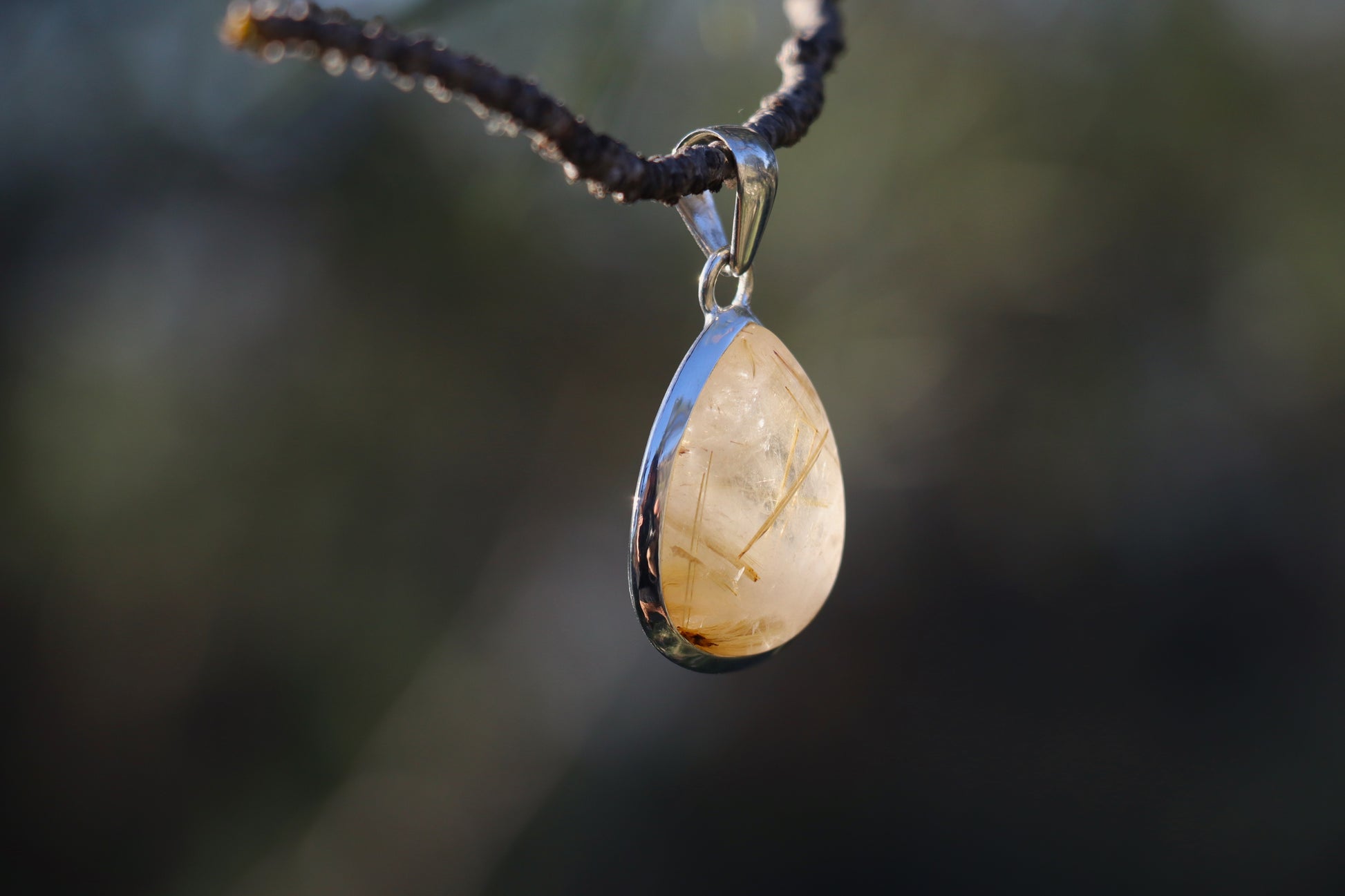 Golden Rutilated Quartz Pendant in 925 Sterling Silver. Sun Uranus crystal for Clarity.