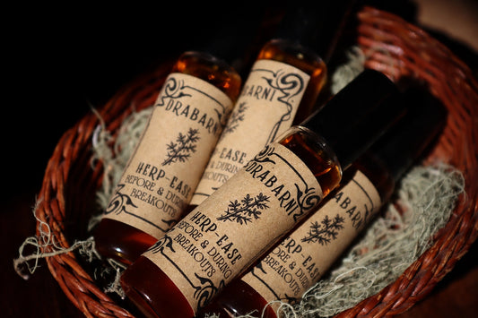 Herp Ease cold sore roller by Drabarni Medicine. hand-crafted with Myrrh and antiviral herbs for fast cold sore relief, outbreak prevention and faster healing of herpes simplex.
