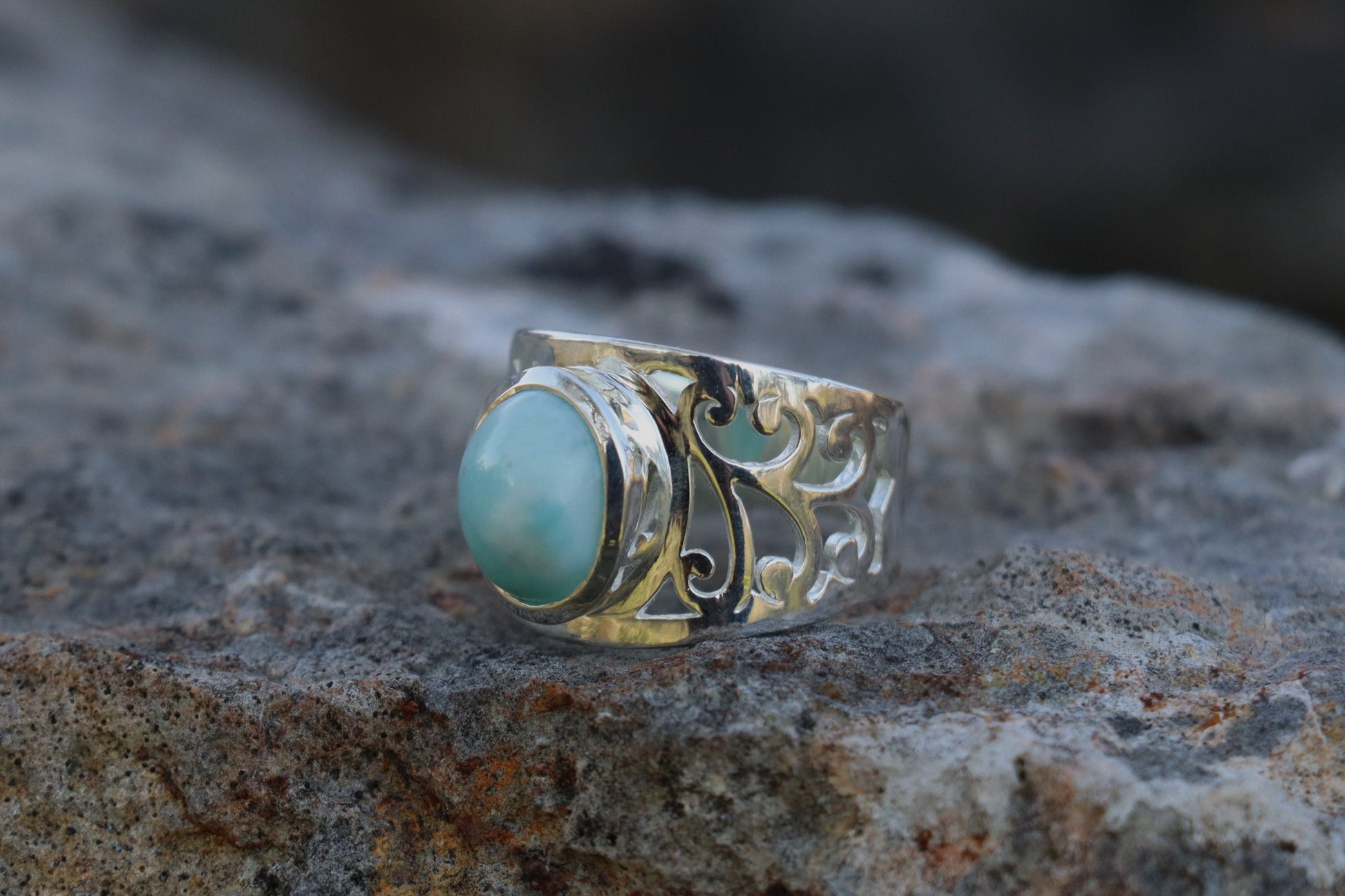 Larimar Ring in 925 Sterling Silver. Moon Neptune crystal for Inner Truth.