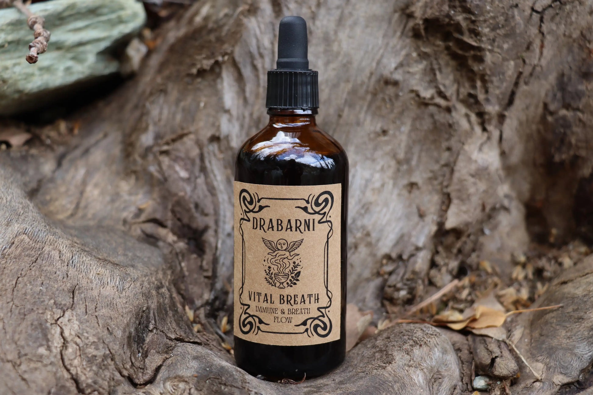 Drabarni Vital Breath herbal tincture for respiratory support, tissue repair, and deep breathing, featuring restorative and expectorant herbs.